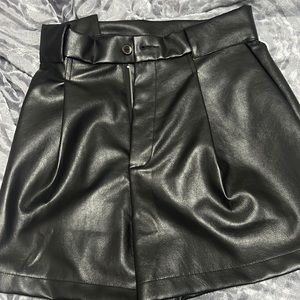 Mid leather shorts